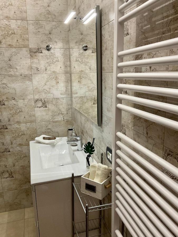 City Centre Life Apartment ヴェローナ エクステリア 写真